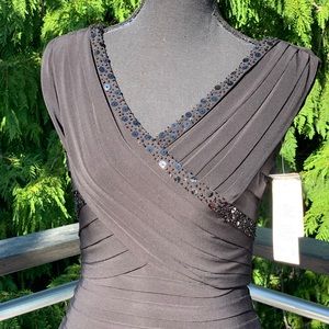 Adrianna Papell black sequin dress size 6
